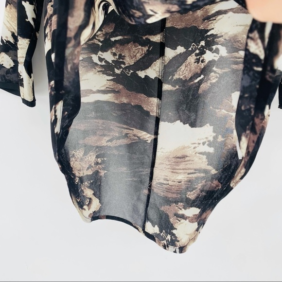 Mossimo Black abstract art-to-wear office corpcore long sleeve tunic shirt - Picture 3 of 9